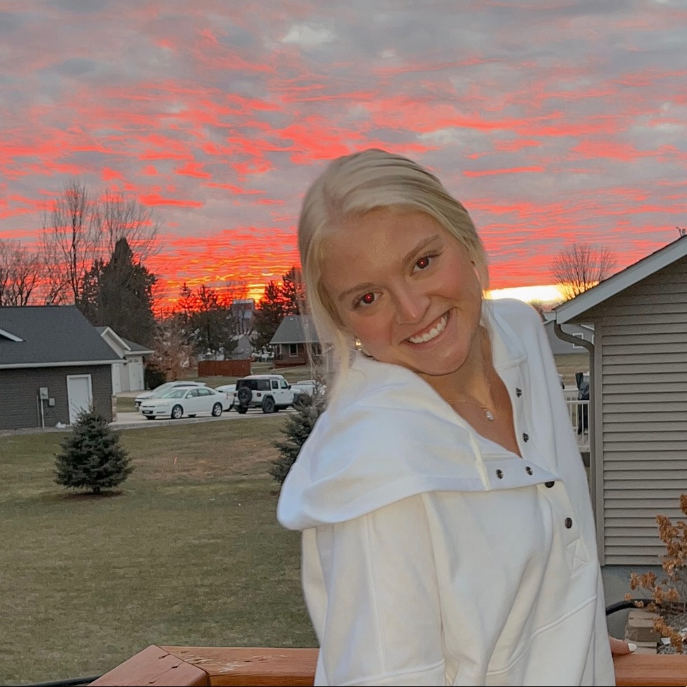 Meet your Posher, Kaitlyn
